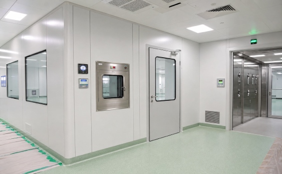 GMP cleanroom material transfer zone with clean pass box aluminum cleanroom door and modular partition pressure control design