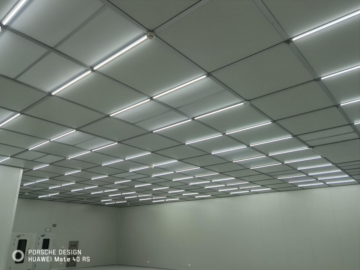 Il soffitto del tuo data center compromette l'efficienza della tua camera bianca?