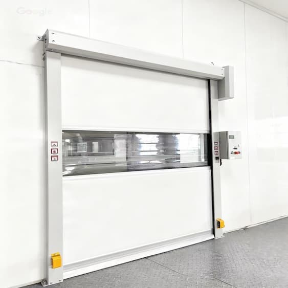 Soluzioni di design per porte avvolgibili ad alte prestazioni per camere bianche