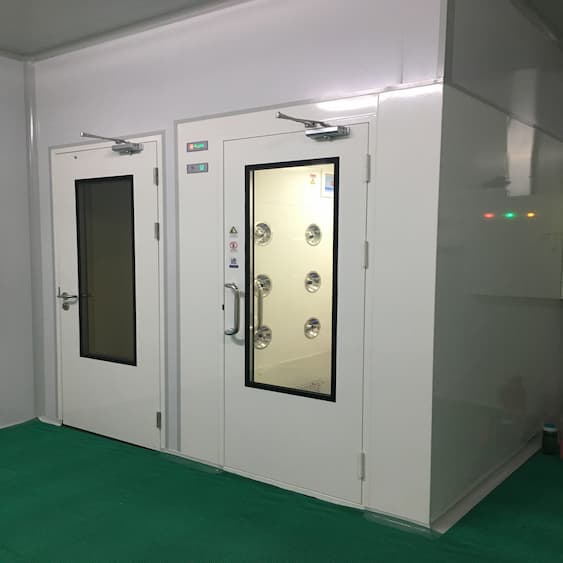 Wonclean presenta le attrezzature essenziali per camere bianche: Pass Box e Air Shower.